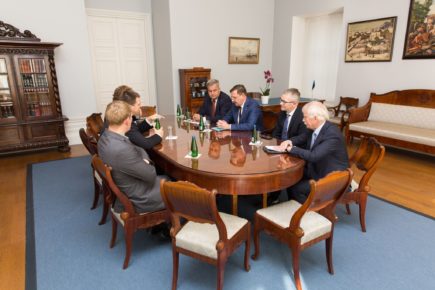post-image