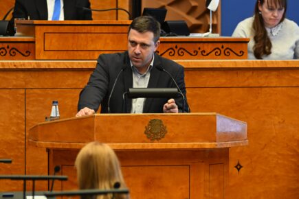 post-image