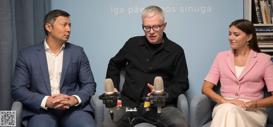 “Keskhommiku” järjekordses episoodis keskendusid Eesti Keskerakonna esimees Mihhail Kõlvart, Riigikogu korruptsioonivastase erikomisjoni esimees Anastassia Kova